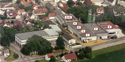 Abstellplatz - Art des Unterstellplatzes: befestigter Platz - Hier sieht man unsere Hallen 1-8 von oben - Drexel-Mietpark zwischen Augsburg und München