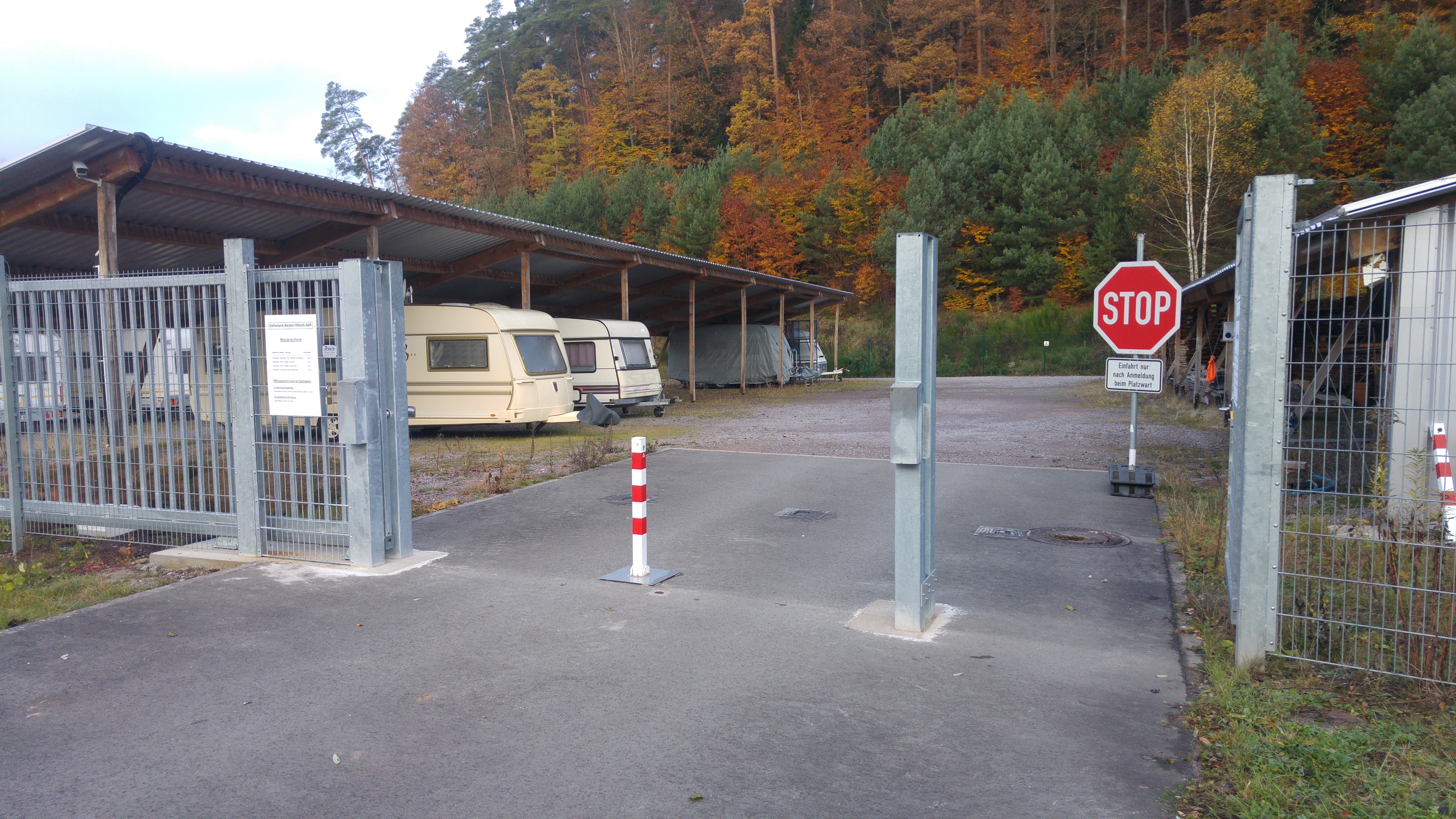 82 Ein und Abstellplätze mit Suchfiltern und auf der Karte finden