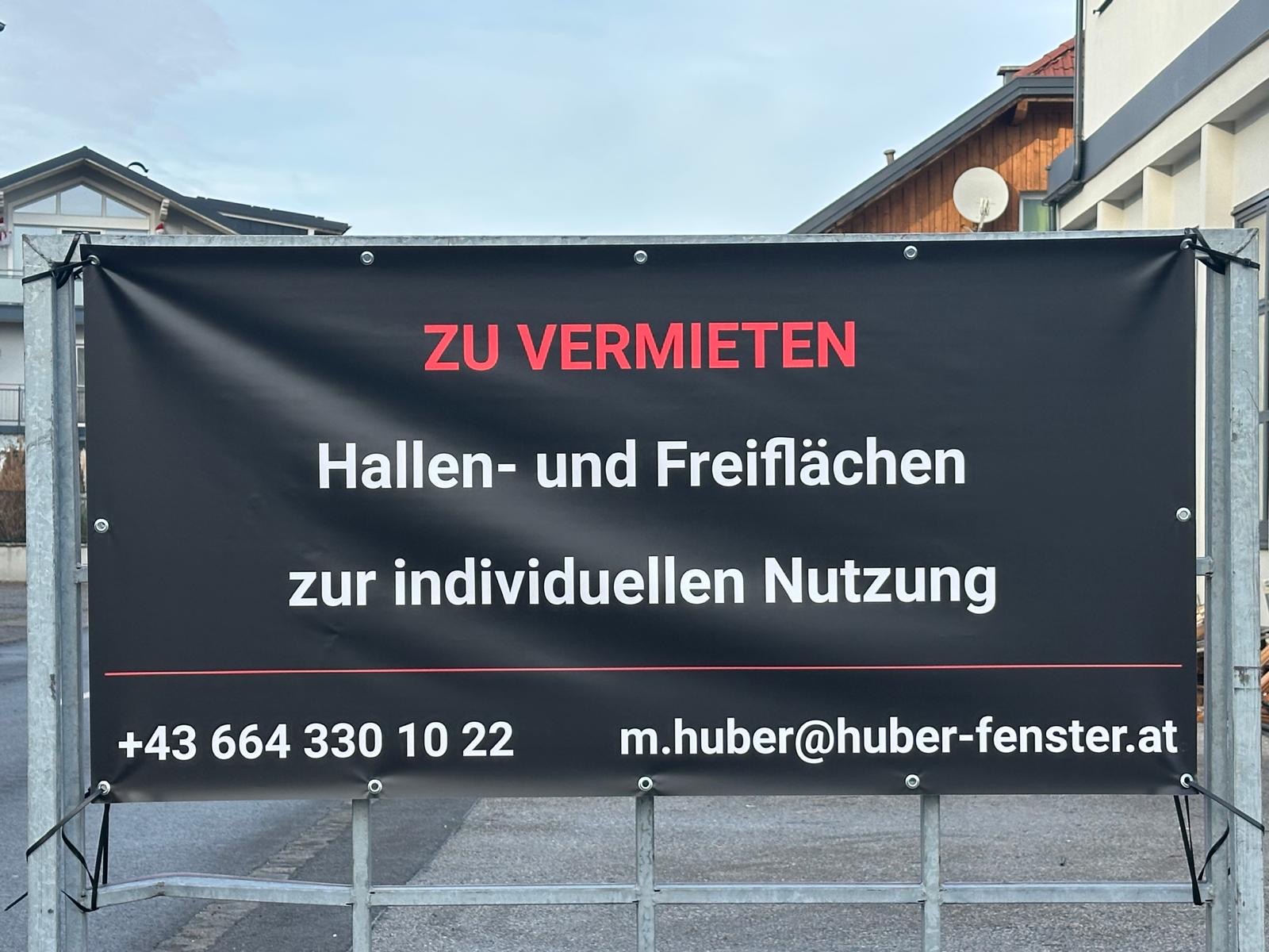 Abstellplatz: Info - Halle Einstellplätze- Einzelplätze oder gesamte Fläche zur individuellen Nutzung 