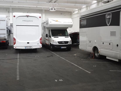 Abstellplatz - geeignet für: Reisemobile - Bayern - In den Hallen - Drexel-Mietpark zwischen Augsburg und München