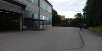 Abstellplatz - Art des Unterstellplatzes: Halle - Bayern - Eingezäuntes Aussengelände - Drexel-Mietpark zwischen Augsburg und München