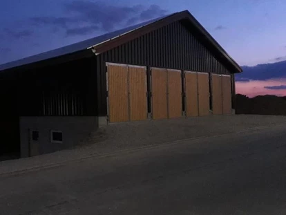 Abstellplatz - geeignet für: Reisemobile - Bayern - Garagenpark 84428 Buchbach