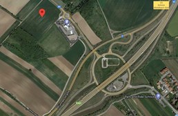 Einstellplatz: Schrick direkt an der A5 - ca.30 km von Wien