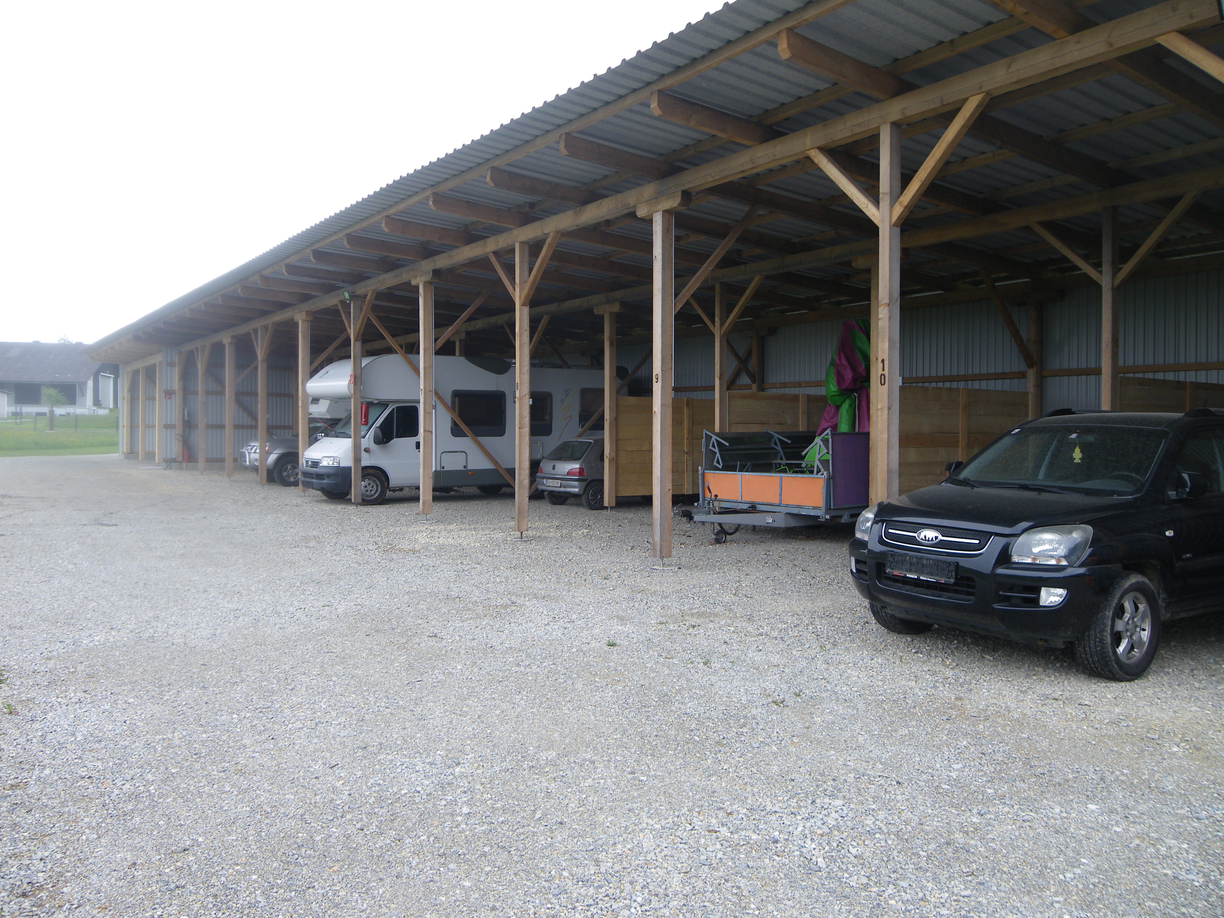 Abstellplatz - geeignet für: Autos - Süd & West Steiermark - Martinelli Siegfried