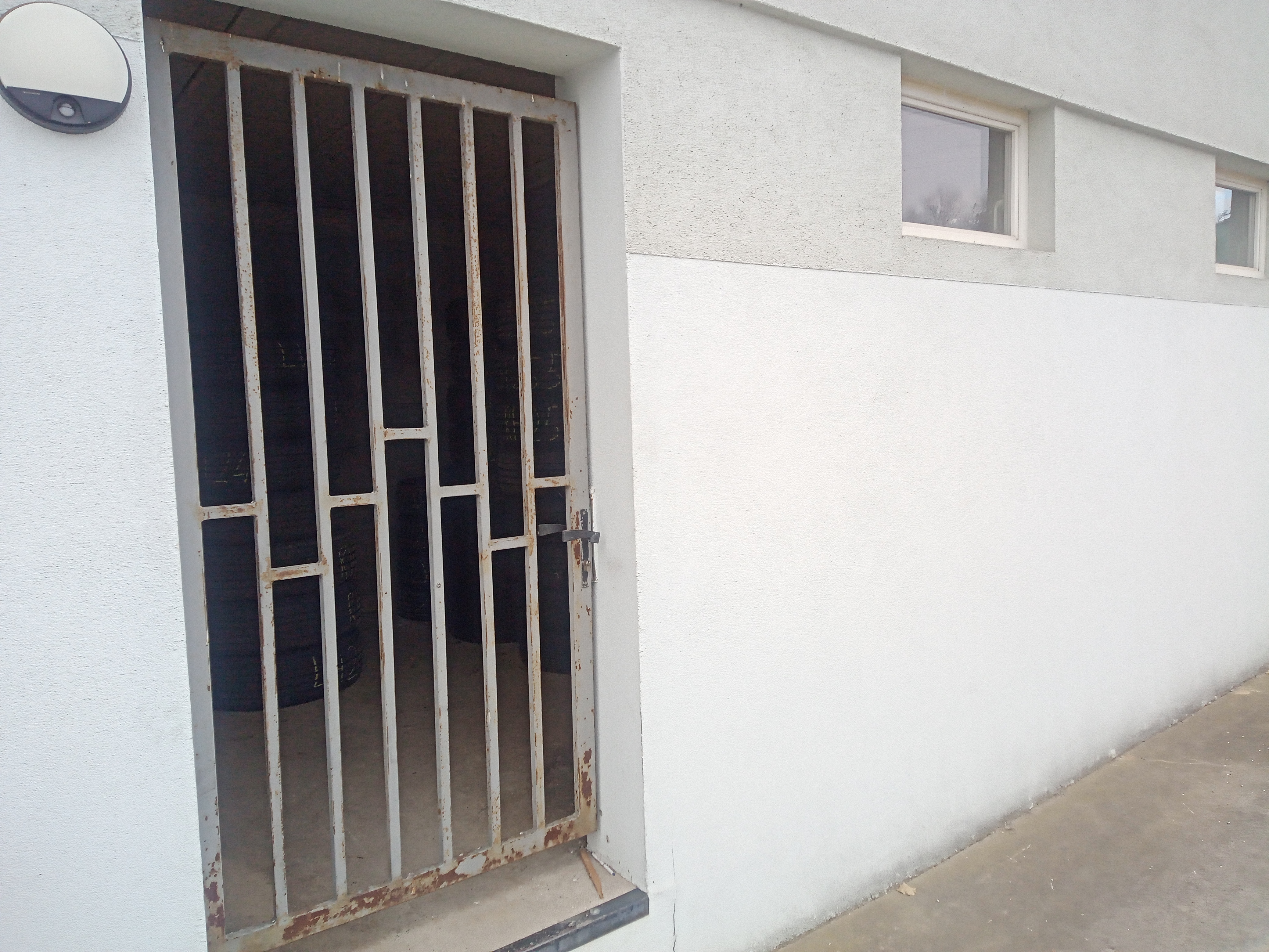 Abstellplatz - Bewachung: Videoüberwachung - Bad Sauerbrunn - Lagerraum1: 25m2 - Wohnmobil Einstellplätze + Lagerfläche S4