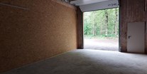 Abstellplatz - Garage einzeln versperrbar - Deutschland - Einzelgaragen für Wohnwagen, Anhänger, Fahrzeuge, Boot
