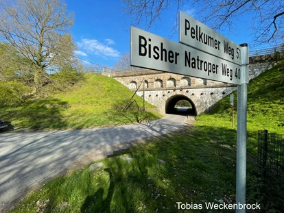 Abstellplatz - Münsterland - Einfahrt zum Campingplatz Klaukenhof - Freizeitpark Klaukenhof