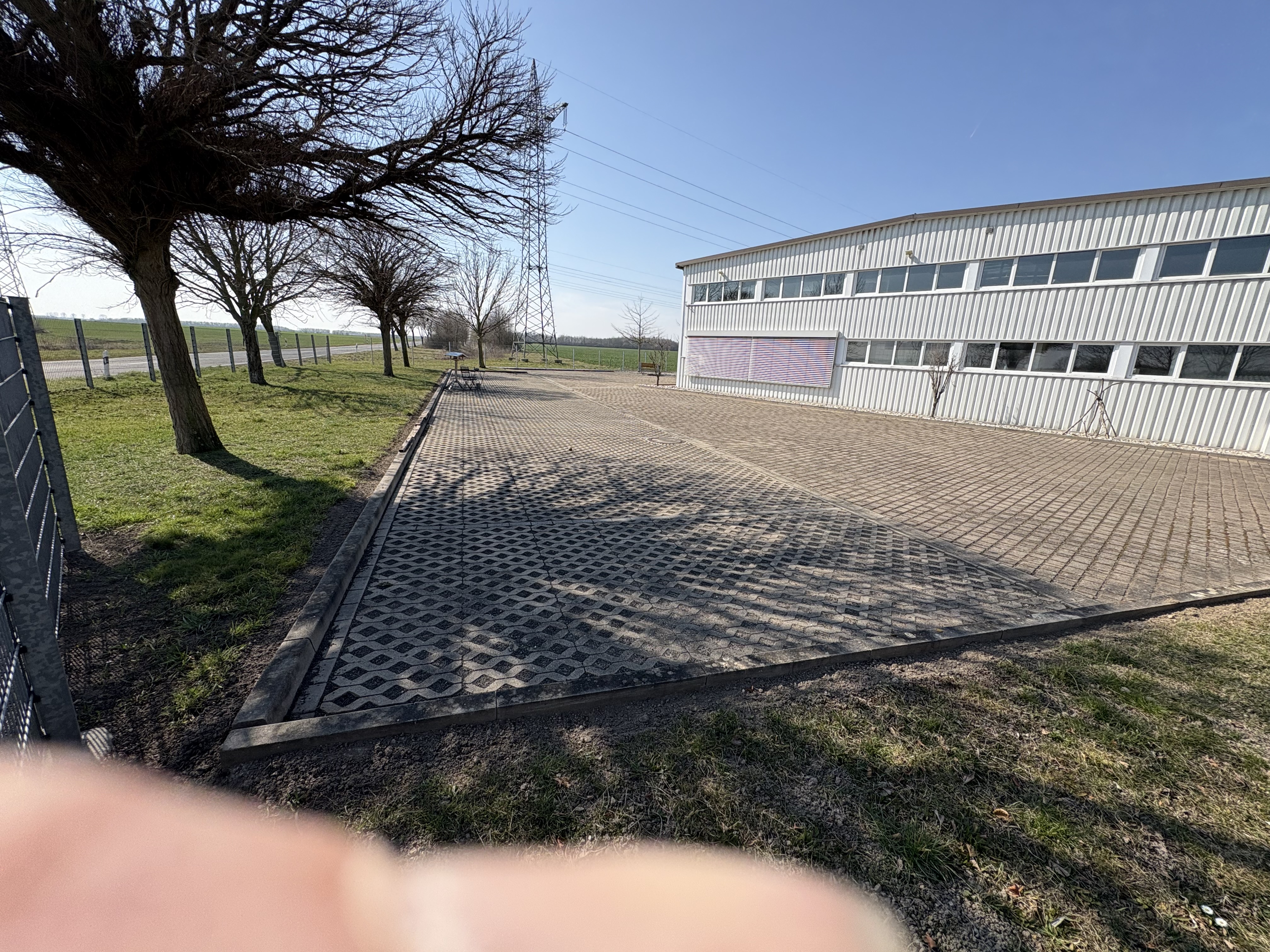 Abstellplatz - geeignet für: Oldtimer - Deutschland - Plätze auf Freifläche 