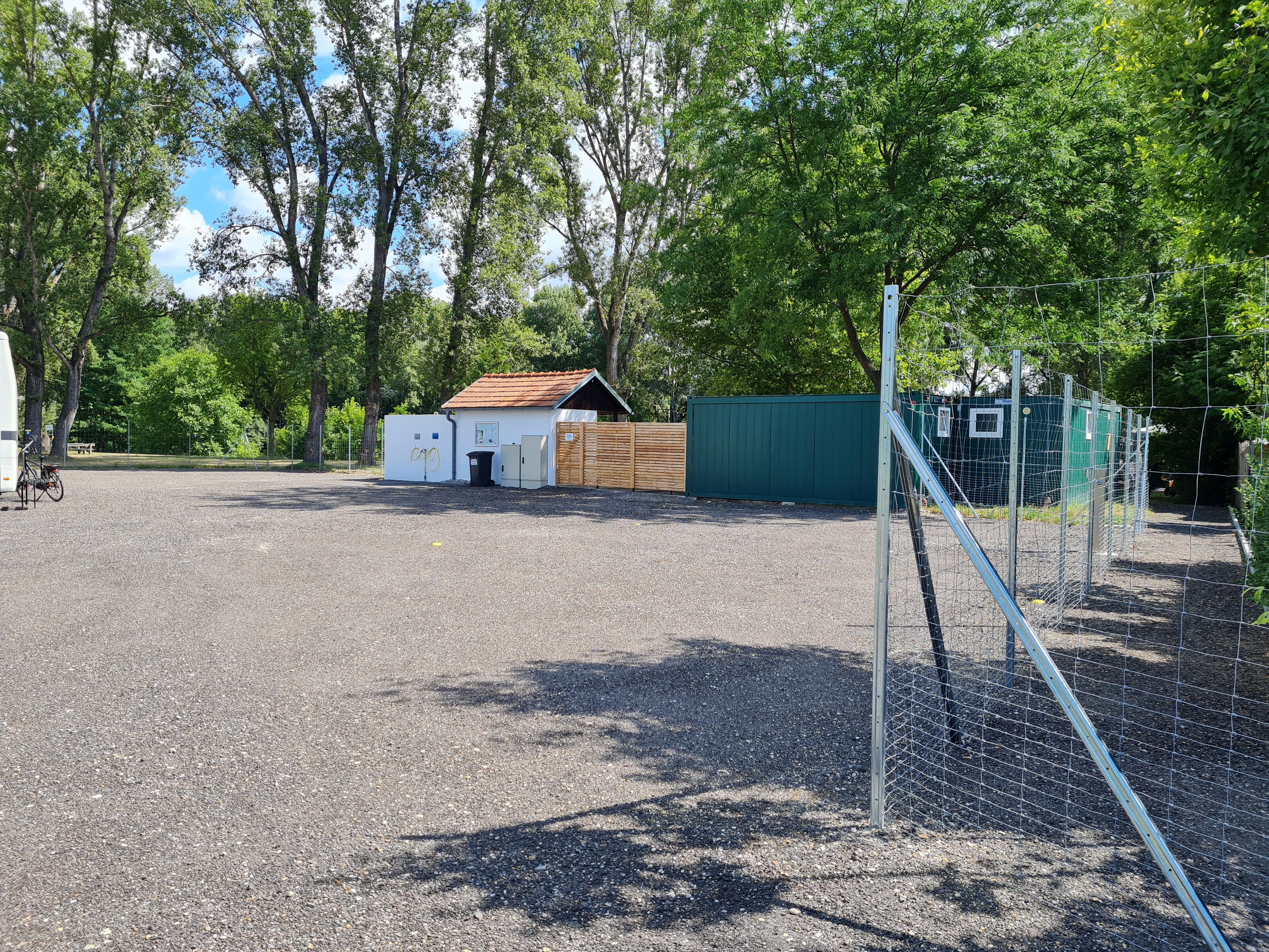 Abstellplatz - Niederösterreich - Platz - Teich Stellplätze Mautern